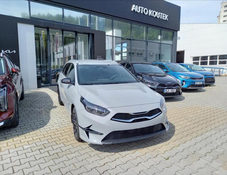 KIA Ceed 4