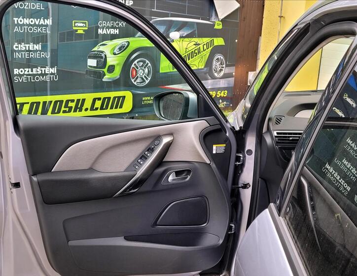 Citroën Grand C4 Picasso 41