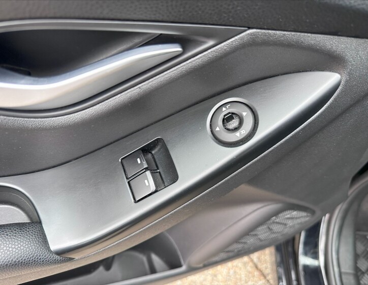Hyundai ix20 18