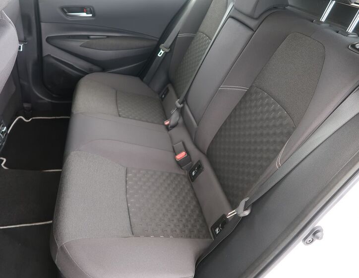 Toyota Corolla 10