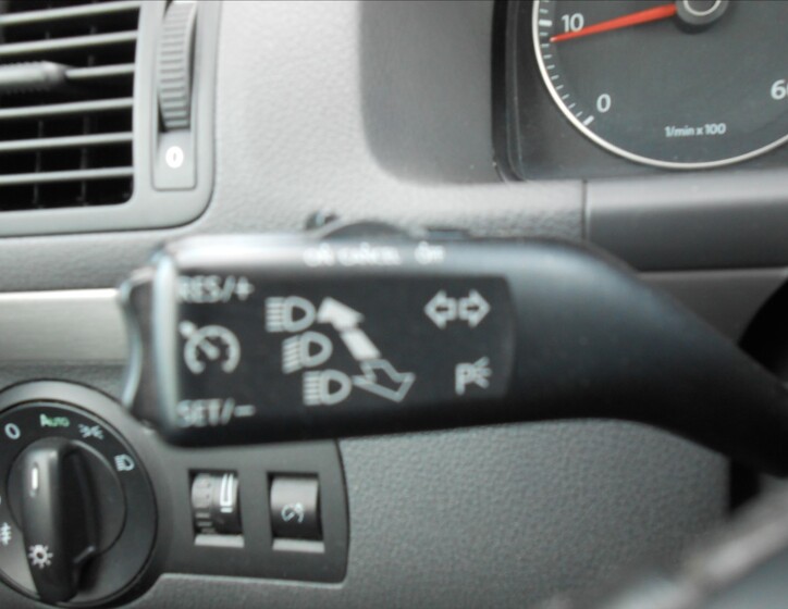 Volkswagen Touran 24