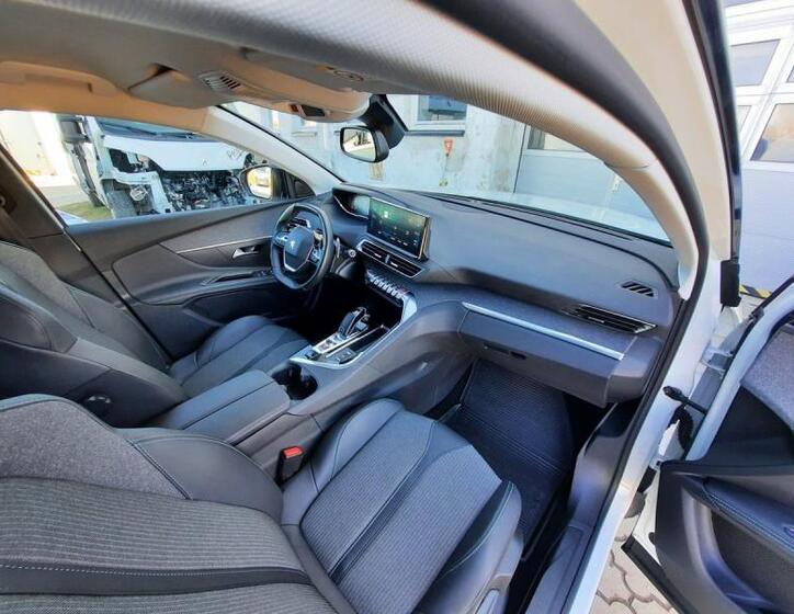Peugeot 3008 14