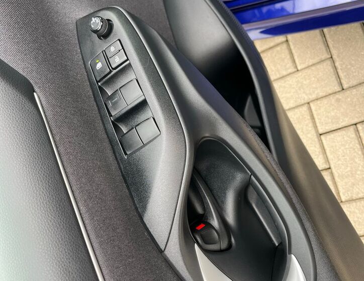 Toyota Yaris 23