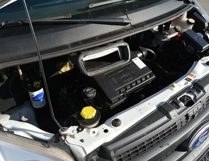 Ford Transit 8