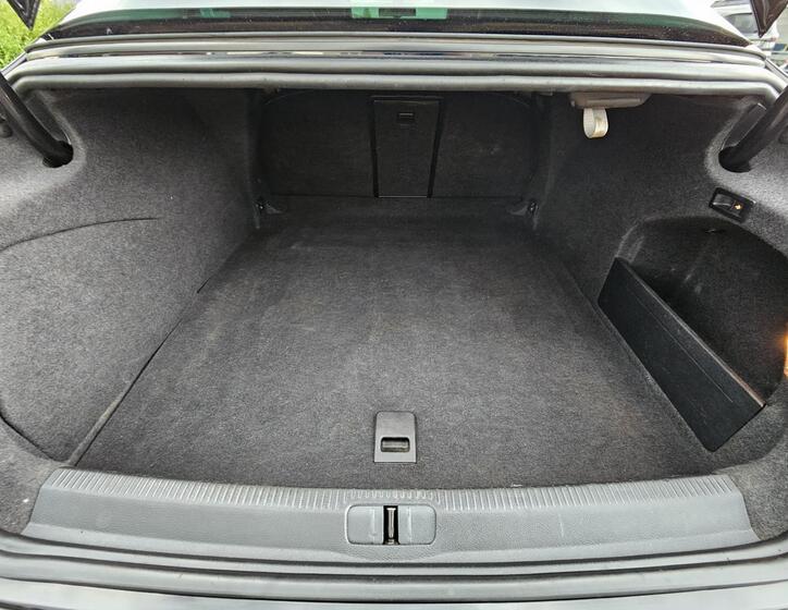 Volkswagen CC 37