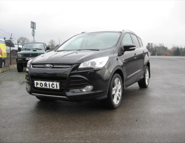 Ford Kuga 1