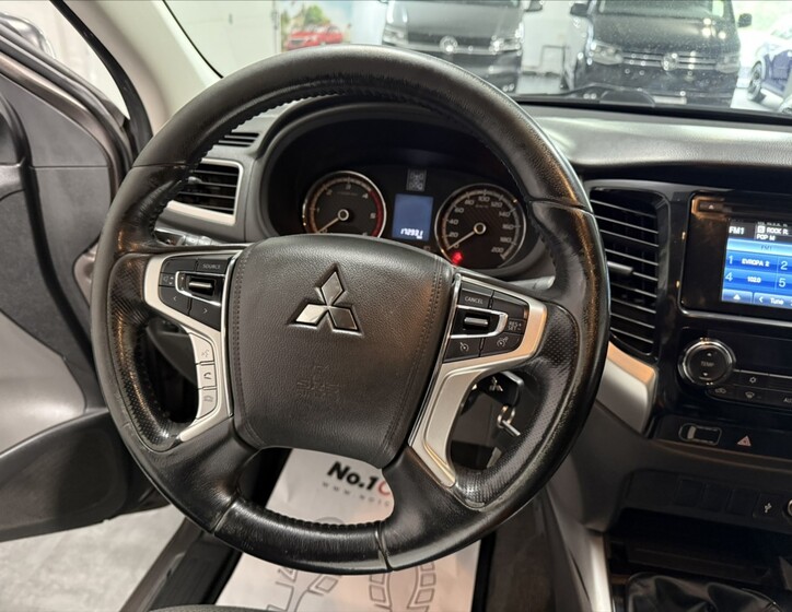 Mitsubishi L200 7