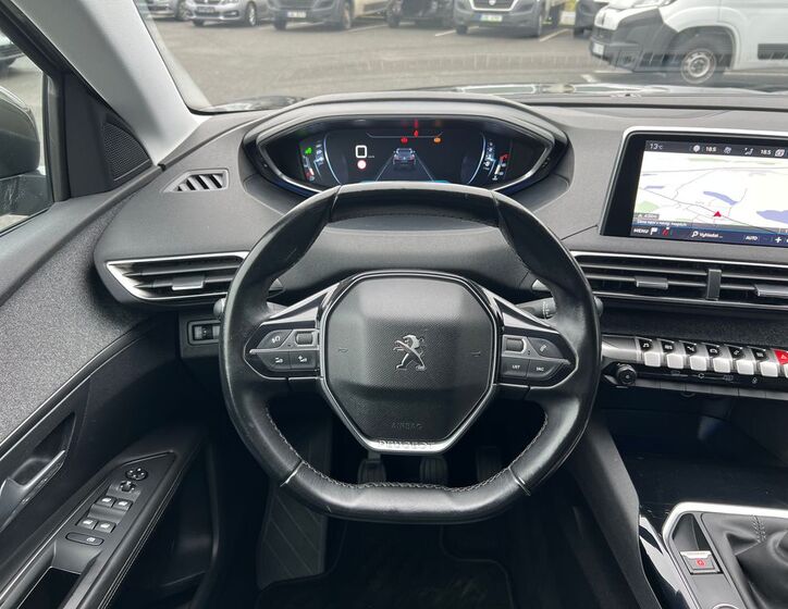 Peugeot 3008 9