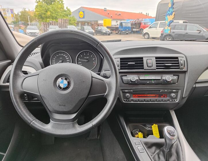 BMW Řada 1 13