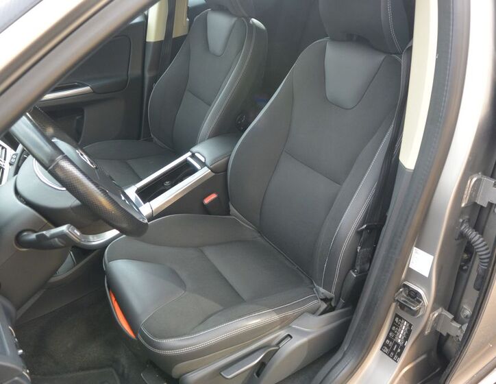 Volvo XC60 10