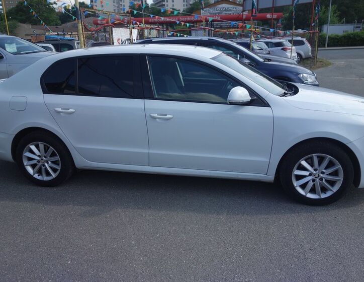 Škoda Superb 4