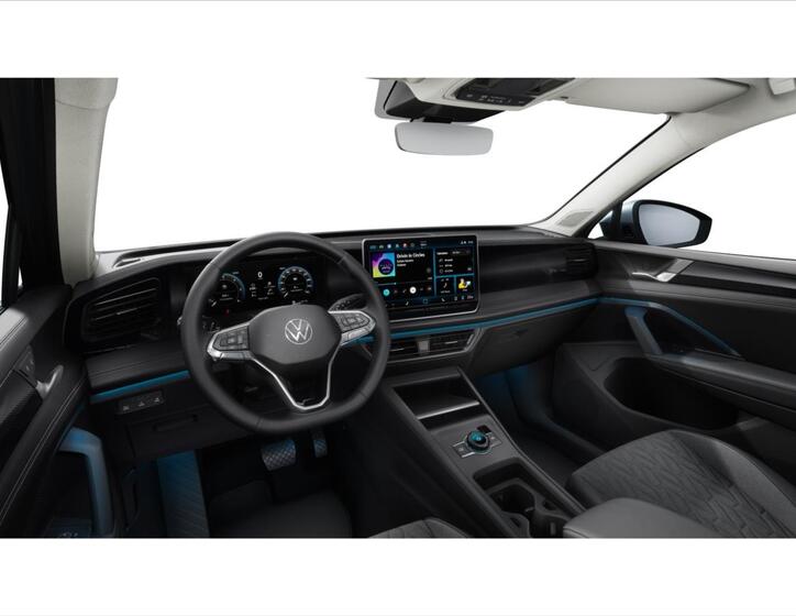 Volkswagen Tiguan 8