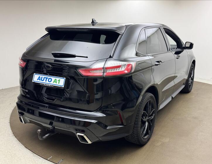 Ford Edge 4