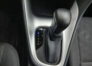 Toyota Yaris 25