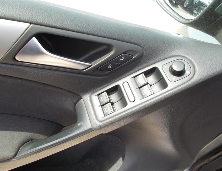 Volkswagen Golf 22