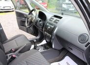 Suzuki SX4 10