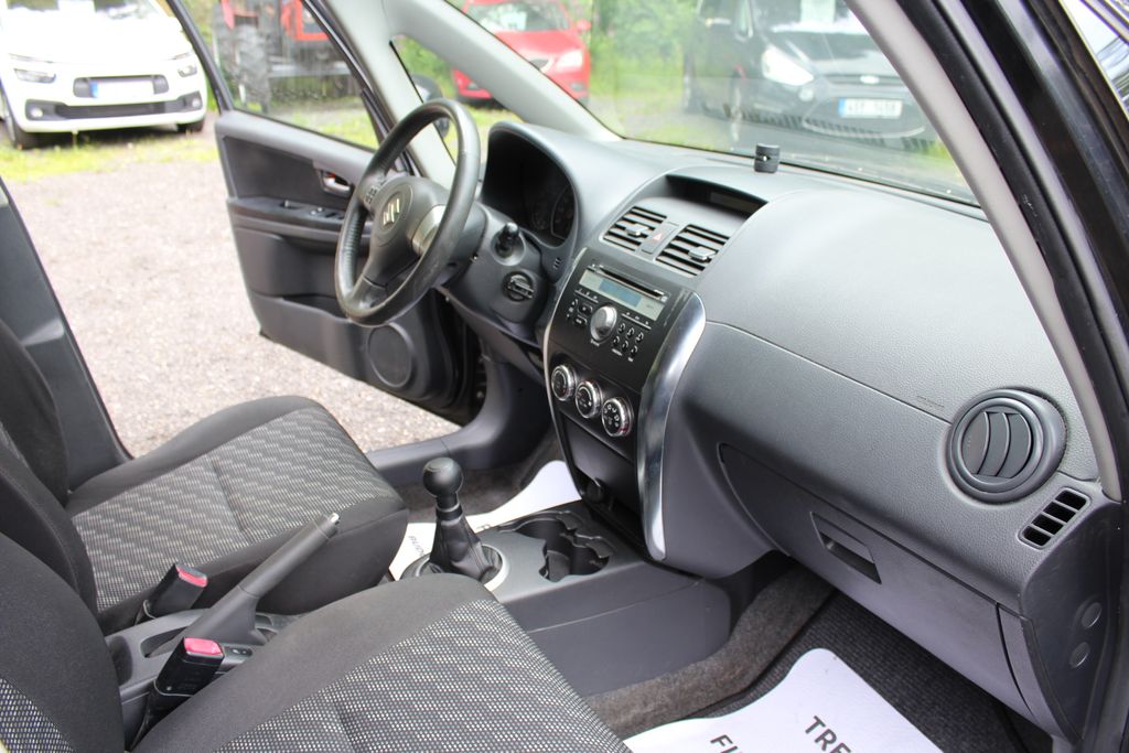 Suzuki SX4