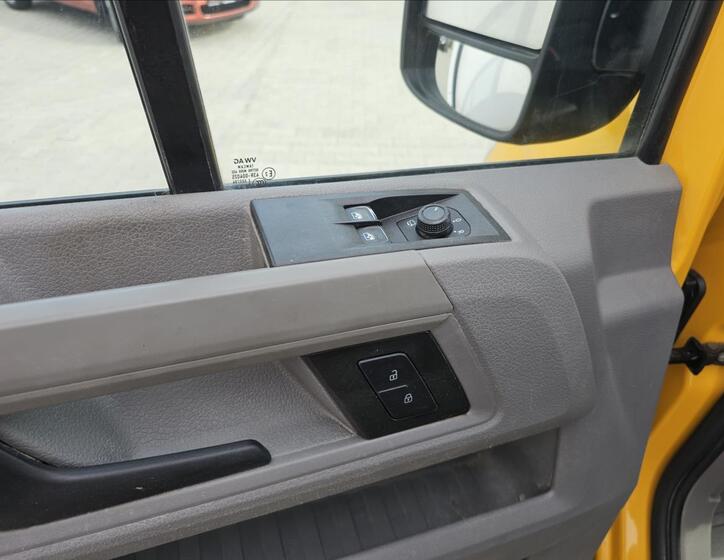 Volkswagen Crafter 13