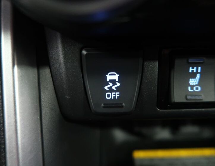 Toyota RAV4 29