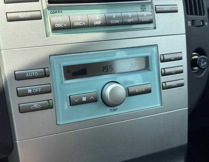Toyota Corolla Verso 11