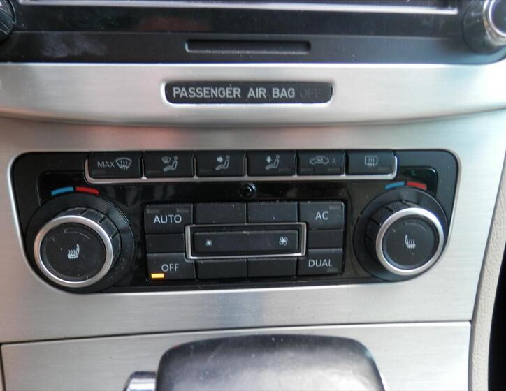 Volkswagen Passat CC 16
