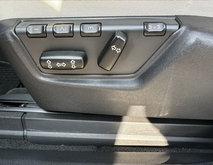 Volvo XC90 13