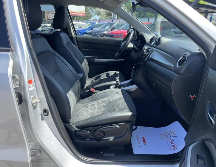 Suzuki Vitara 24