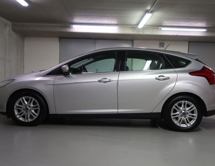 Ford Focus 8