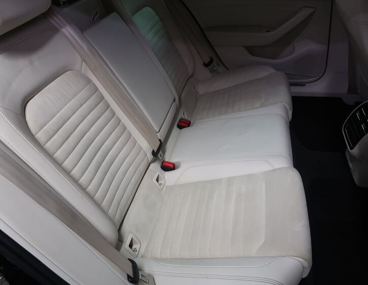 Volkswagen Passat 13