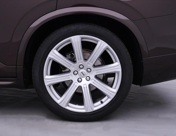 Volvo XC90 38