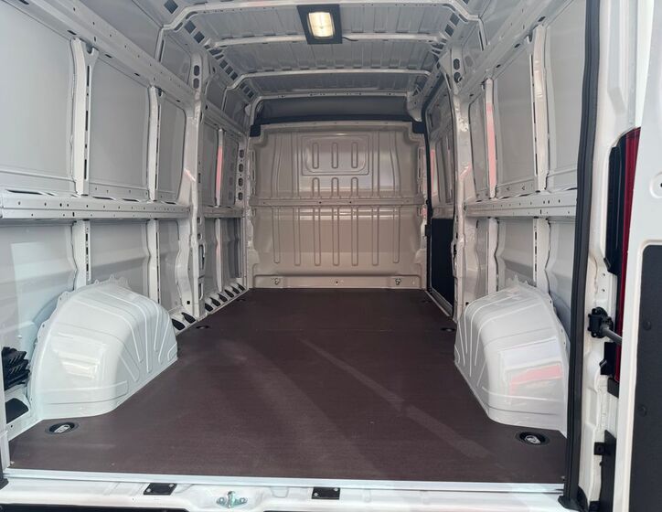 Toyota Proace Max 9