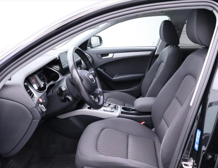 Audi A4 11