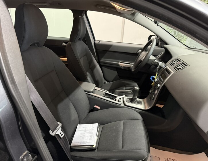 Volvo V50 17