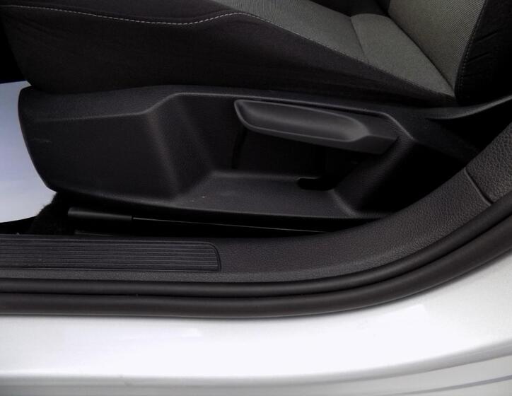 Volkswagen Golf 23