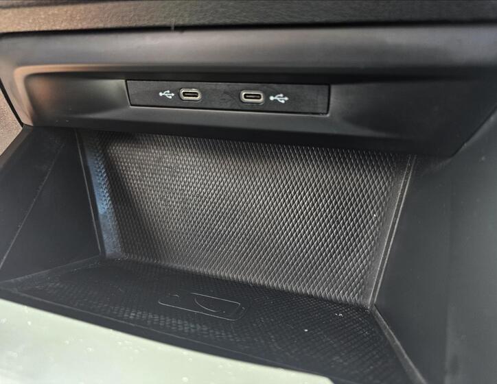 Volkswagen Golf 22