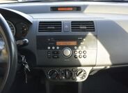 Suzuki Swift 18