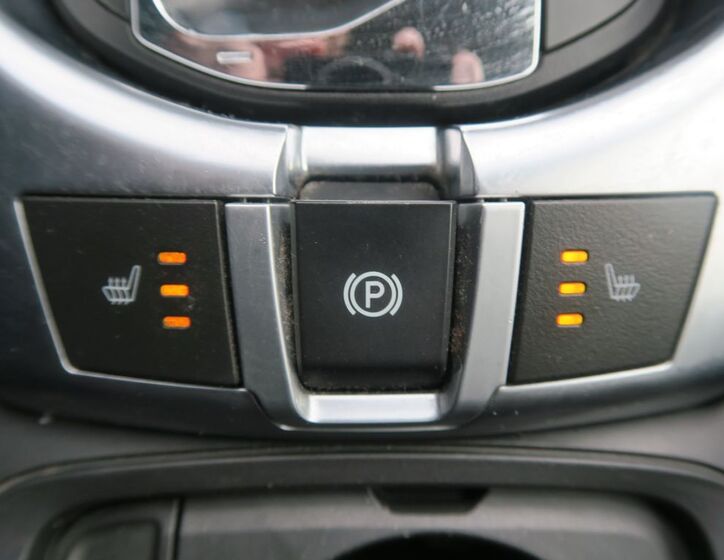 Opel Antara 24