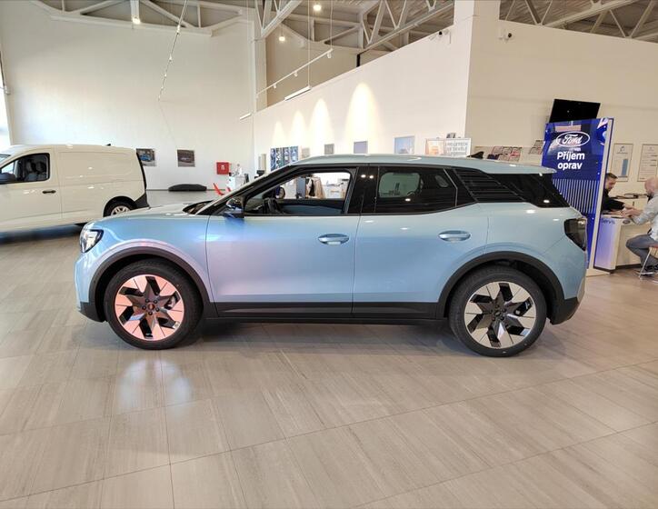 Ford Explorer 9