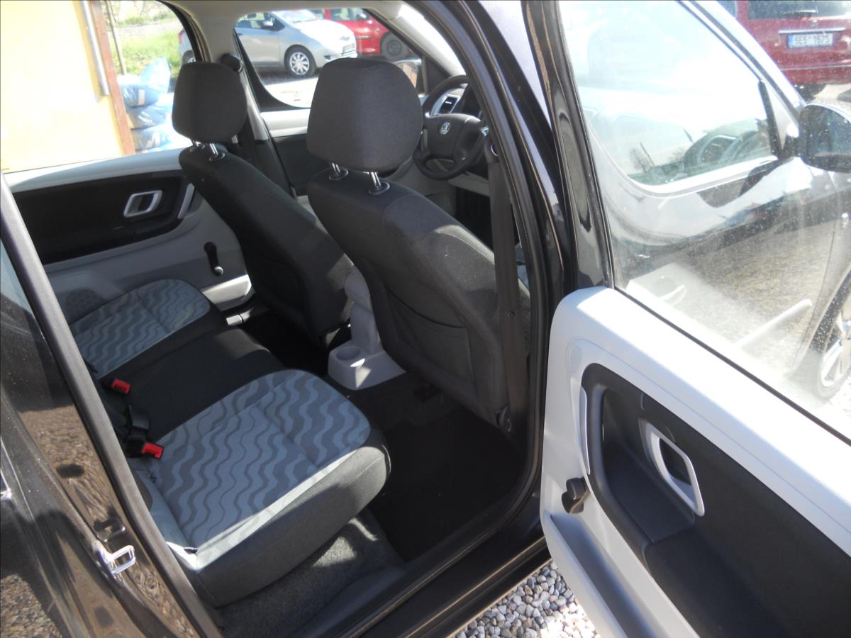 Škoda Roomster