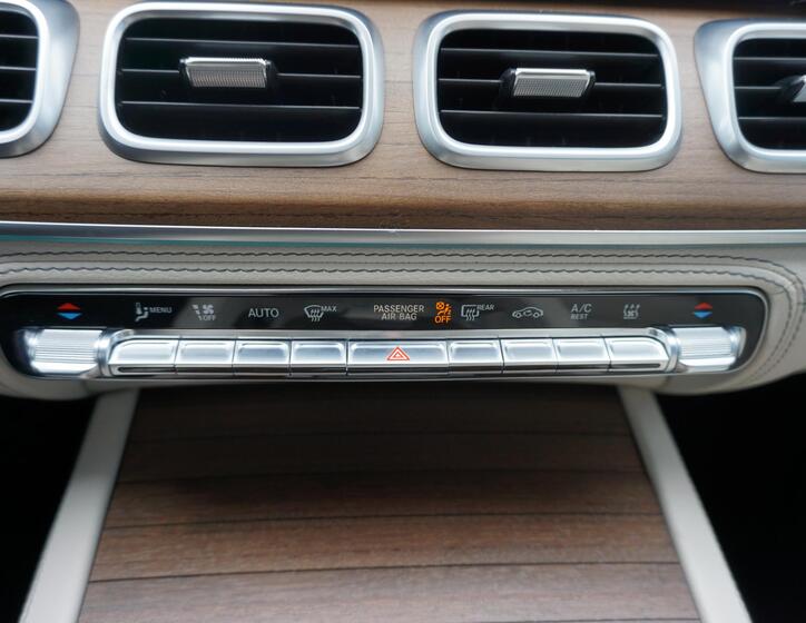 Mercedes-Benz GLS 11