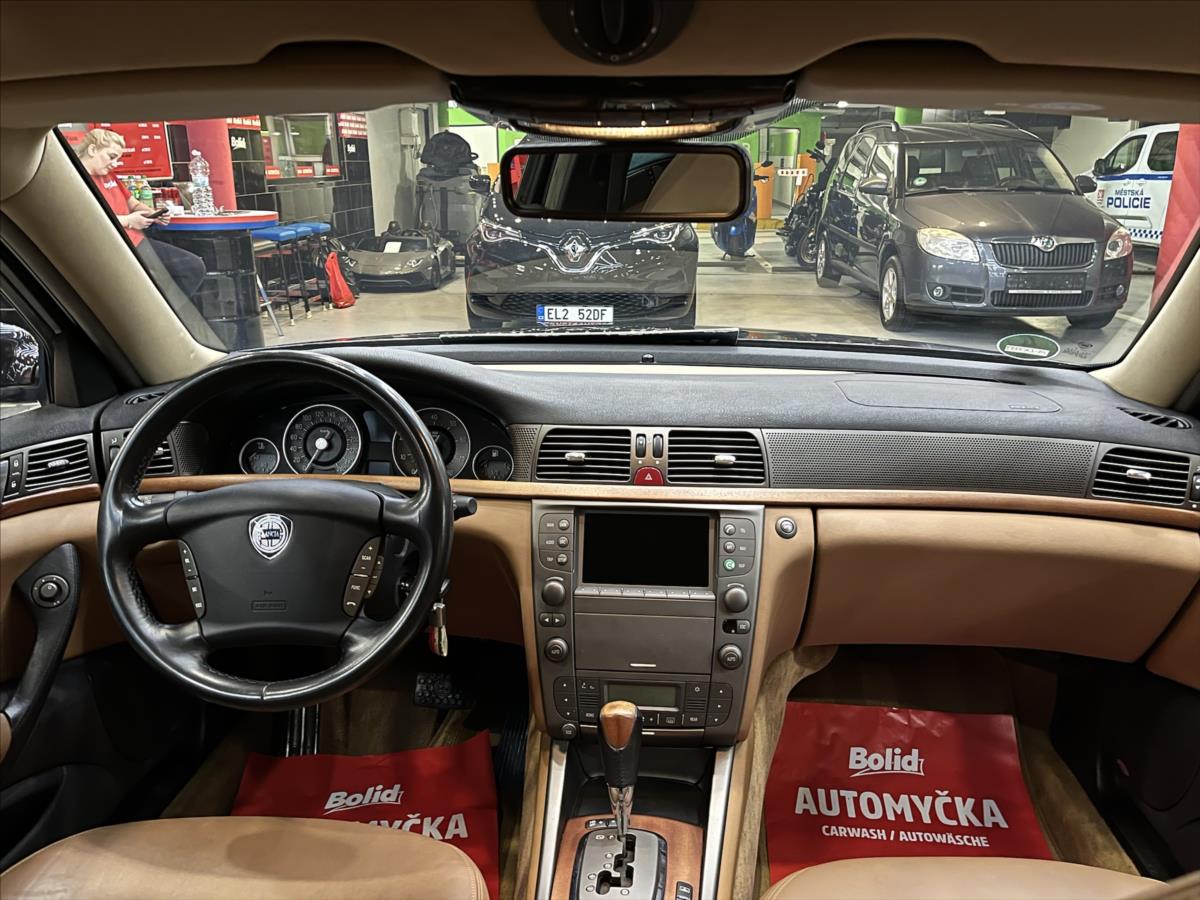 Lancia Thesis