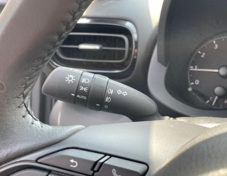 Toyota Yaris 20