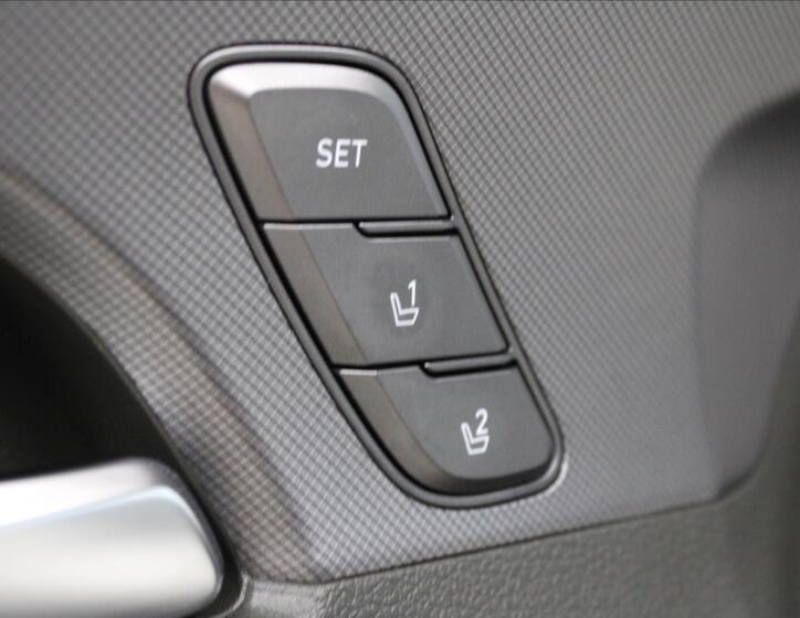 Hyundai Santa Fe 29