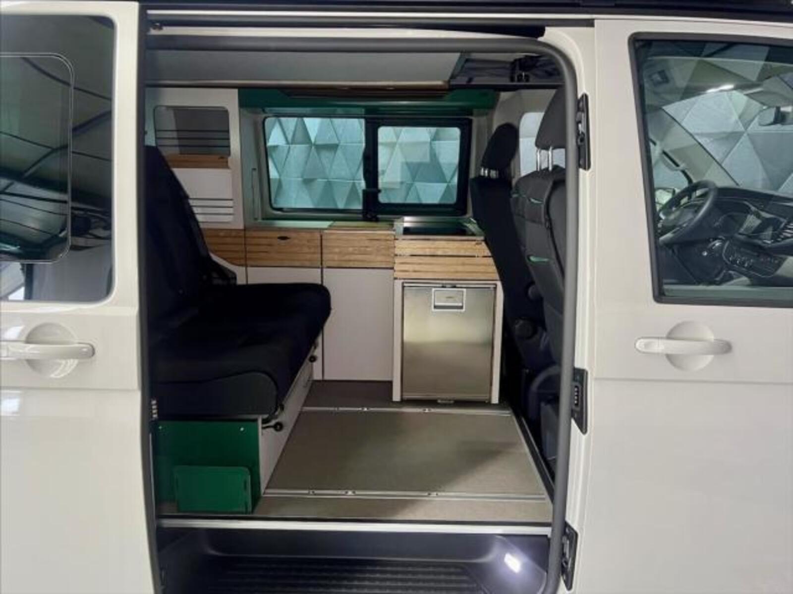 Volkswagen California 14