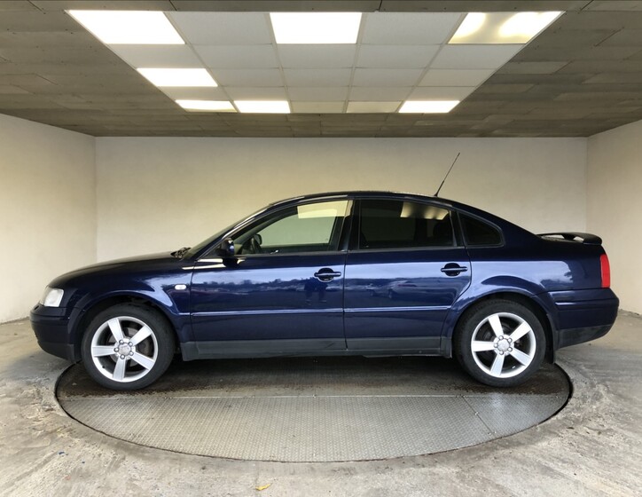 Volkswagen Passat 4