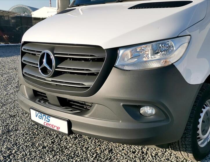 Mercedes-Benz Sprinter 20
