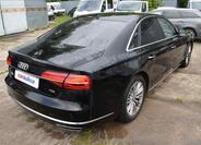 Audi A8 10