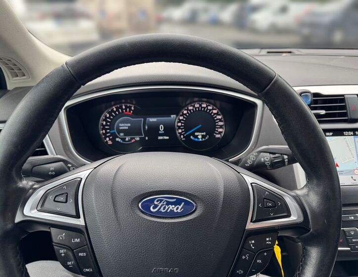 Ford Mondeo 8