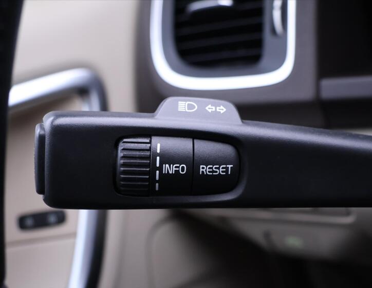 Volvo S60 21