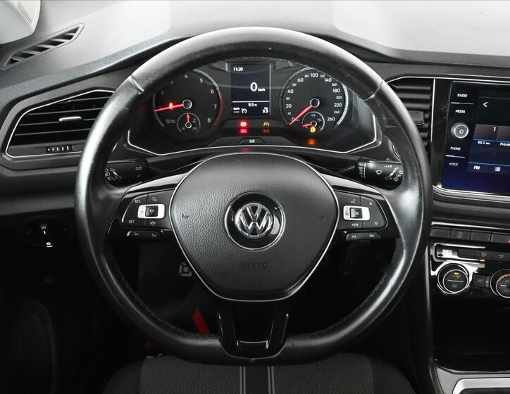 Volkswagen T-Roc 16